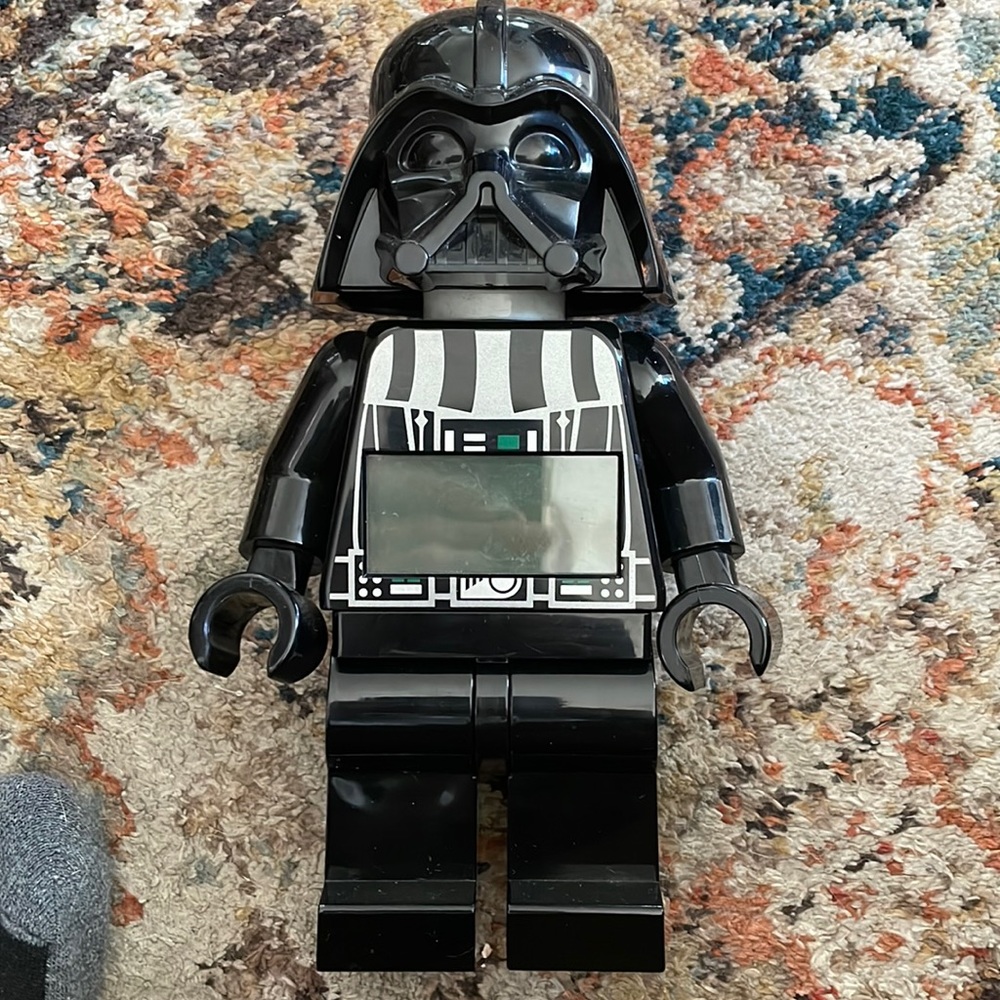 Lego Darth Vader alarm clock in working condition. Batteries not included.